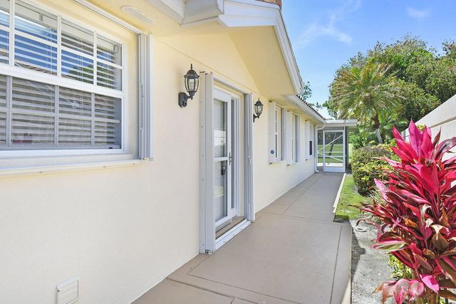 2 of 37 - 7767 Se Spicewood Circle, Hobe Sound, FL