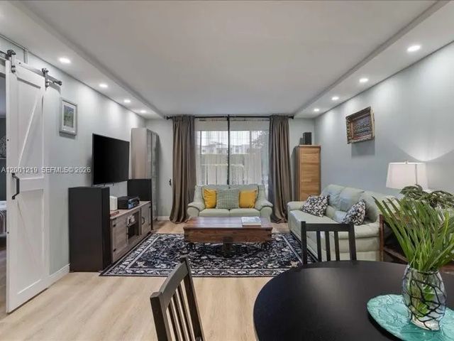 3 of 24 - 6193 Rock Island Road #105, Tamarac, FL