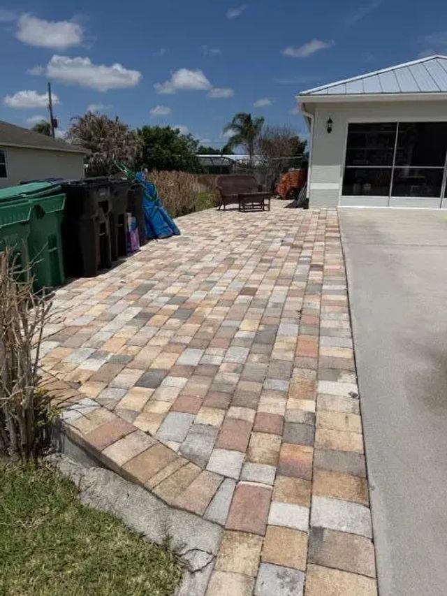 3 of 62 - 925 Sw Worcester Lane Sw, Port St. Lucie, FL