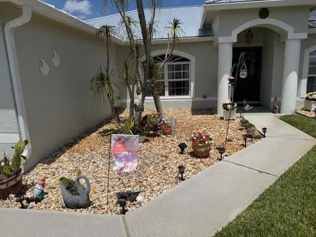 4 of 62 - 925 Sw Worcester Lane Sw, Port St. Lucie, FL