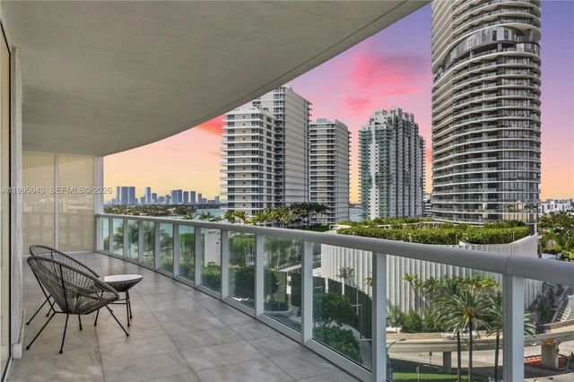 2 of 59 - 450 Alton Road #910, Miami Beach, FL