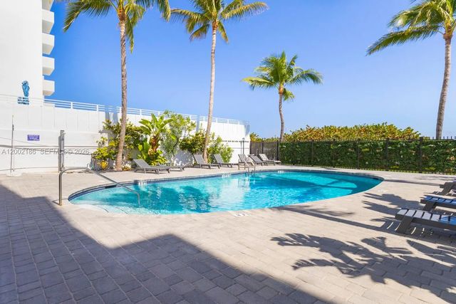 335 Ocean Drive #120, Miami Beach