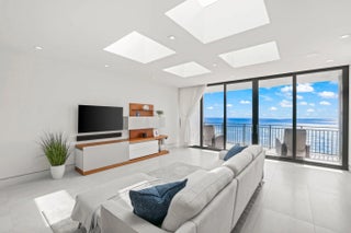 Photo of Listing #B26016859