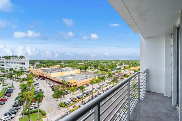 2 of 22 - 1720 Harrison Street #9f, Hollywood, FL