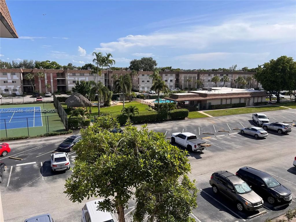 8101 Sw 24th Court #406, Davie