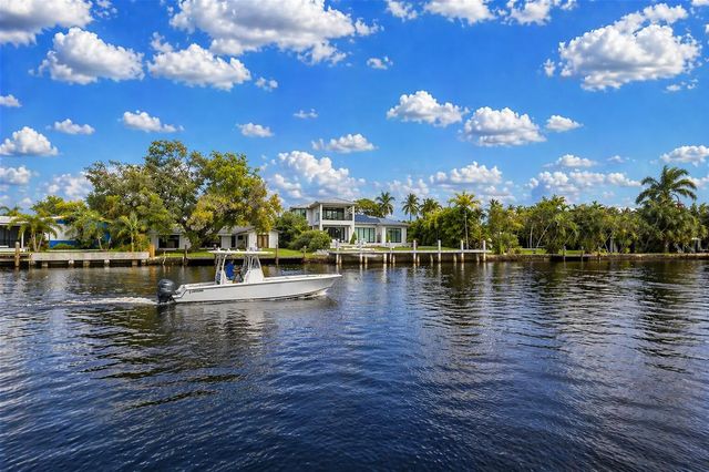 3 of 13 - 2540 Ne 22nd Terrace, Fort Lauderdale, FL