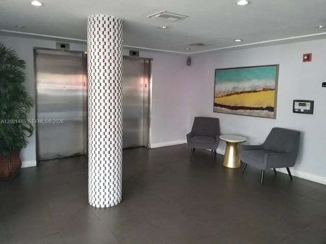 5 of 23 - 1300 Lincoln Road #a301, Miami Beach, FL