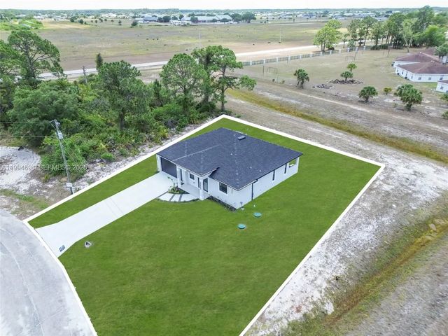 2 of 52 - 6045 Kumquat Circle, LaBelle, FL