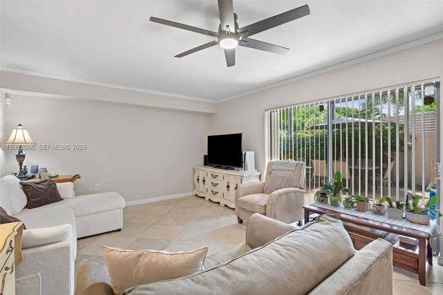 5 of 38 - 7124 71st Way, West Palm Beach, FL