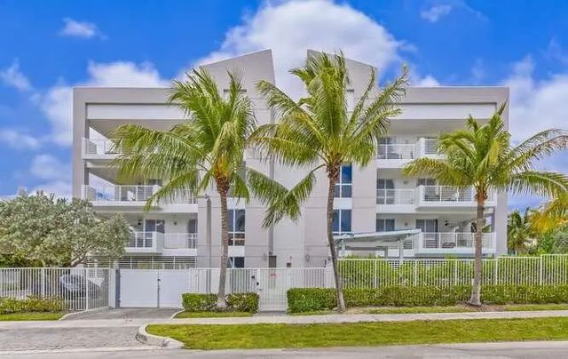 51 Se 19th Avenue #401, Deerfield Beach