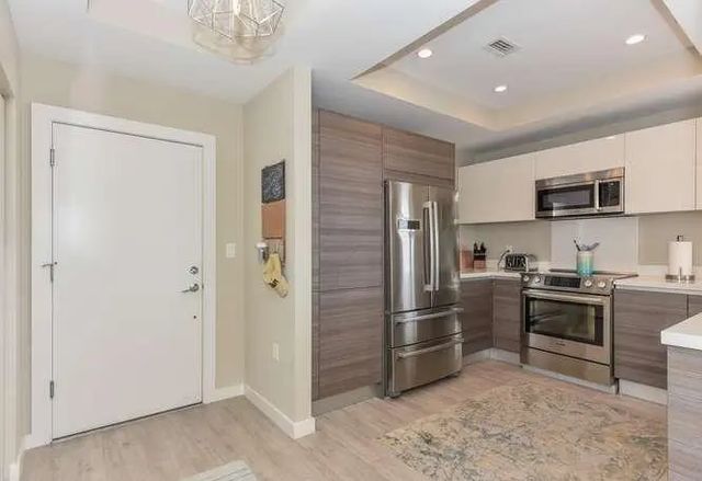 5 of 42 - 51 Se 19th Avenue #401, Deerfield Beach, FL