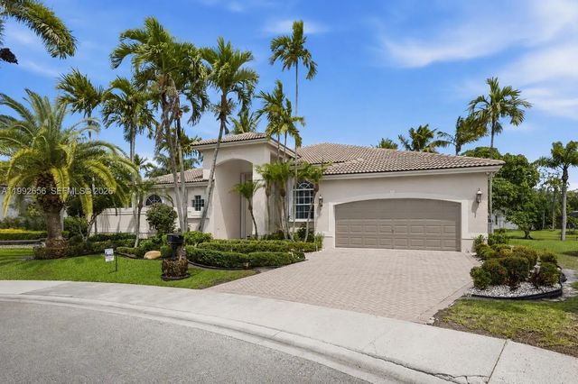 2 of 38 - 3038 Lakewood Drive, Weston, FL