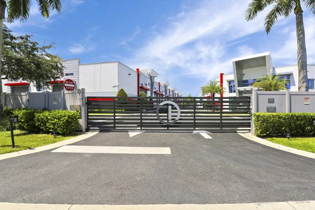 7210 Haverhill Business Parkway #13, Riviera Beach