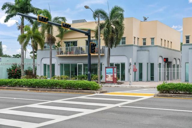 3 of 26 - 200 E Dania Beach Boulevard, Dania Beach, FL