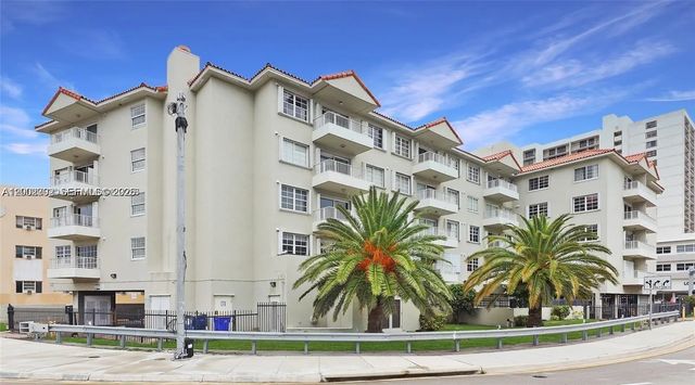 2600 Collins Avenue #405, Miami Beach