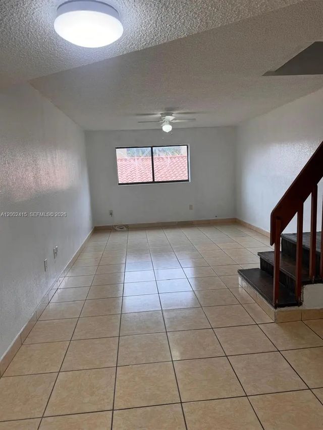 5 of 15 - 180 Royal Palm Road #216, Hialeah Gardens, FL