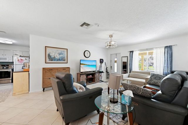 4 of 18 - 7207 Nw 92nd Avenue, Tamarac, FL