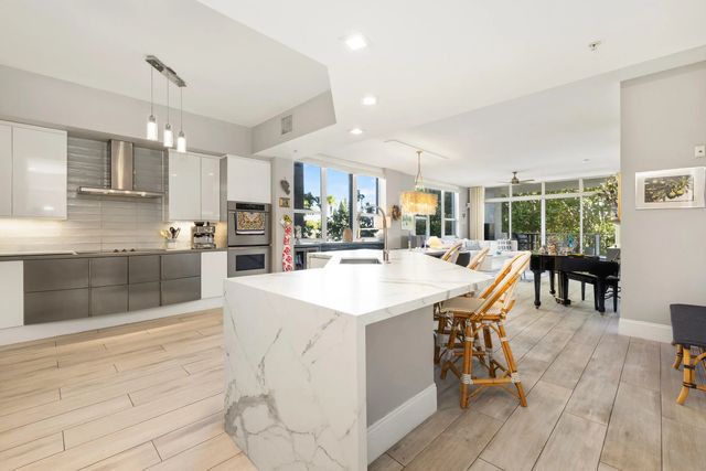 701 Se 21st Avenue #201, Deerfield Beach