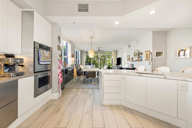 3 of 36 - 701 Se 21st Avenue #201, Deerfield Beach, FL