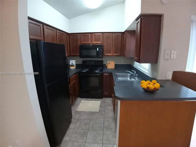 4 of 9 - N/A, Tamarac, FL