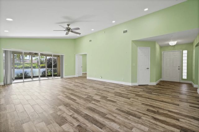 2 of 50 - 6291 Breckenridge Circle, Lake Worth, FL