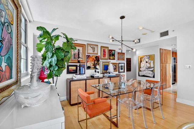 5 of 41 - 610 Clematis Street #424, West Palm Beach, FL