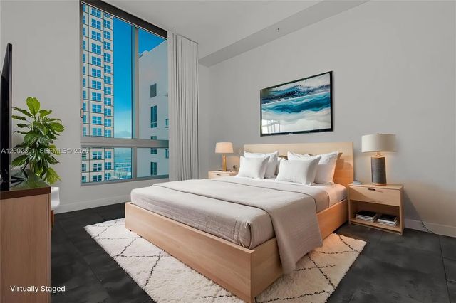 4 of 29 - 300 S Biscayne Boulevard #ph-3903, Miami, FL