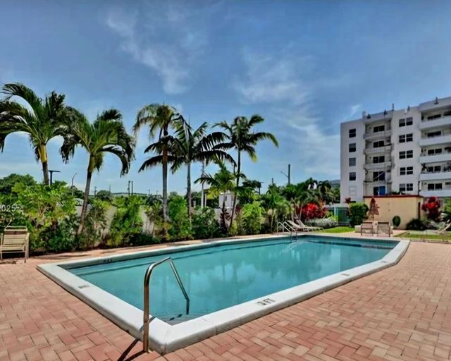 5 of 22 - 200 S Birch Road #208, Fort Lauderdale, FL
