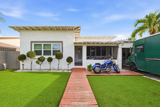 2 of 37 - 516 Sw 15th Street #1-1, Fort Lauderdale, FL
