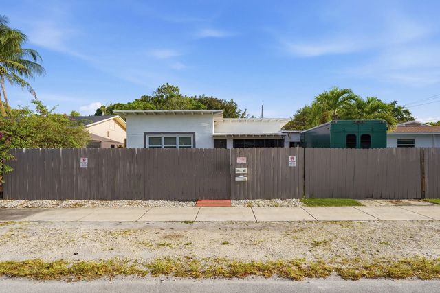 3 of 37 - 516 Sw 15th Street #1-1, Fort Lauderdale, FL