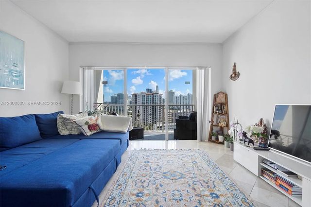 3 of 38 - 300 Bayview Drive #1503, Sunny Isles Beach, FL
