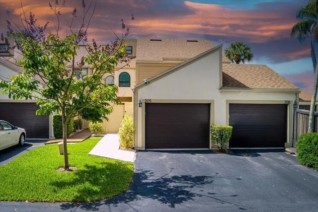 2 of 80 - 1102 Se Mitchell Avenue #205, Port St. Lucie, FL