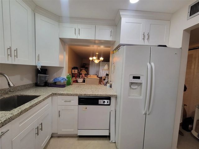 2 of 4 - 5945 Del Lago Circle, Sunrise, FL
