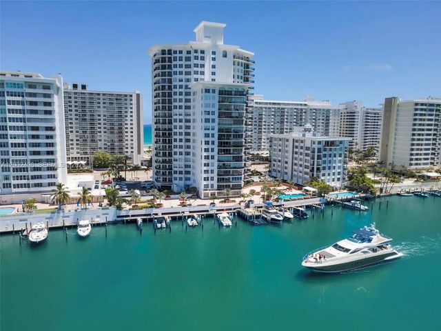 5660 Collins Avenue #4b, Miami Beach
