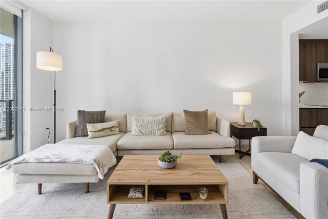 5 of 47 - 68 Se 6th Street #1106, Miami, FL