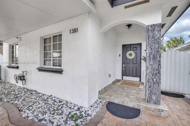 1381 W 30th Street, Hialeah
