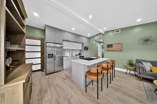 2 of 25 - 801 Se 15th Street, Stuart, FL