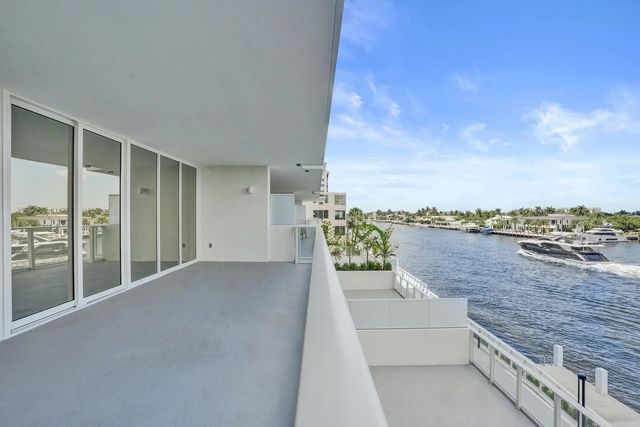 3 of 74 - 407 N Riverside Drive #303, Pompano Beach, FL