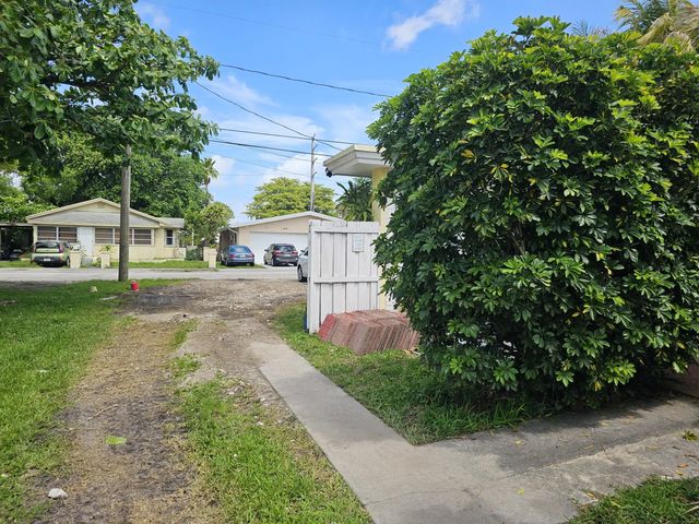 5 of 18 - 2512 Arthur Street, Hollywood, FL