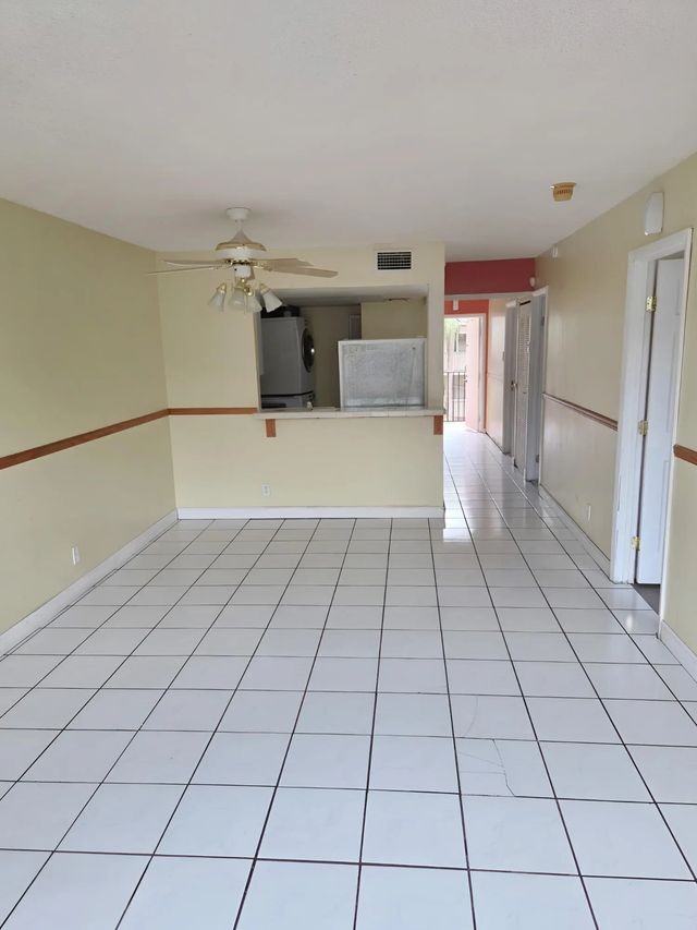 4 of 21 - 3253 Riverside Drive #d-301, Coral Springs, FL