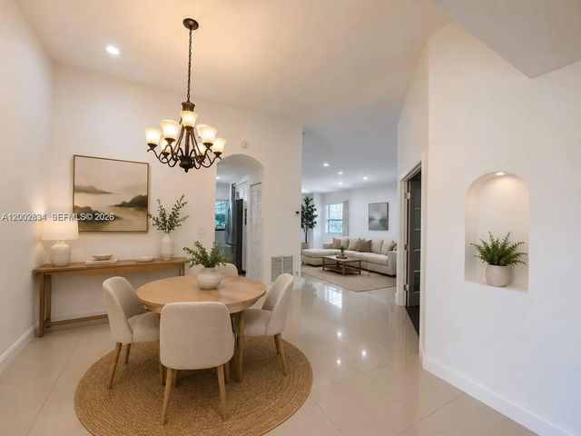 2 of 24 - 11459 Lakeview Drive #7a, Coral Springs, FL
