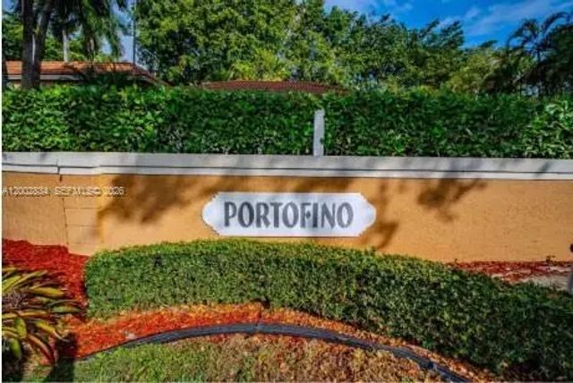 5 of 24 - 11459 Lakeview Drive #7a, Coral Springs, FL