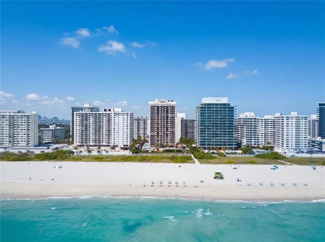5 of 41 - 5757 Collins Avenue #1104, Miami Beach, FL