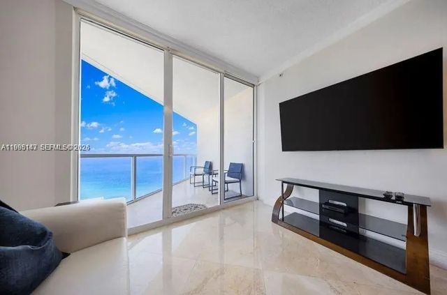 4 of 27 - 16699 Collins Avenue #4006, Sunny Isles Beach, FL