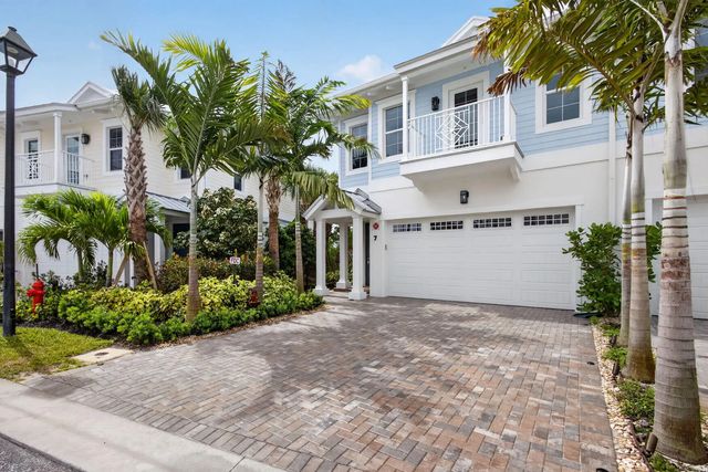 3 of 30 - 130 Water Pointe  Place #7, Jupiter, FL