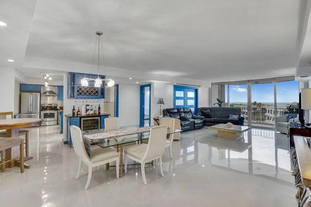 2295 S Ocean Boulevard #619, Palm Beach