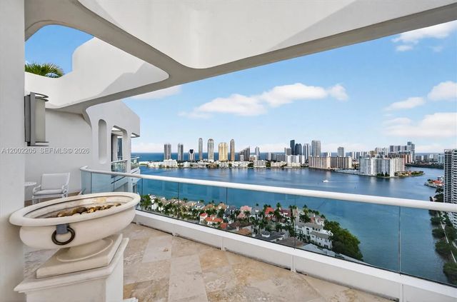 4 of 57 - 7000 Island Boulevard #ph-02, Aventura, FL