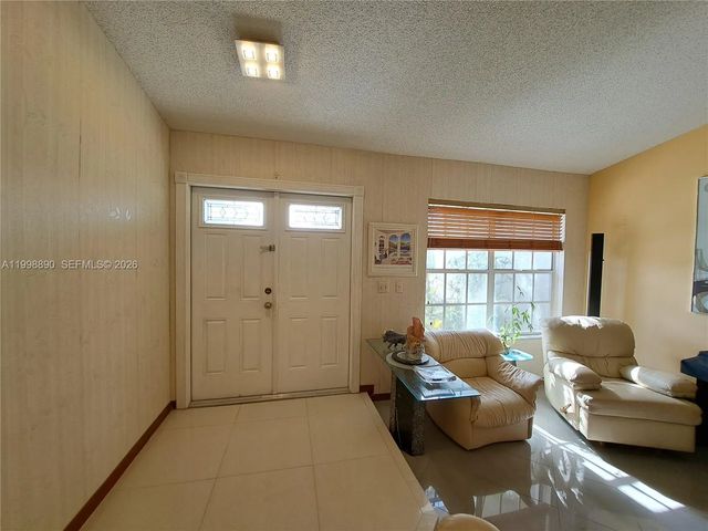 3 of 33 - 14527 Sw 106th Terrace, Miami, FL