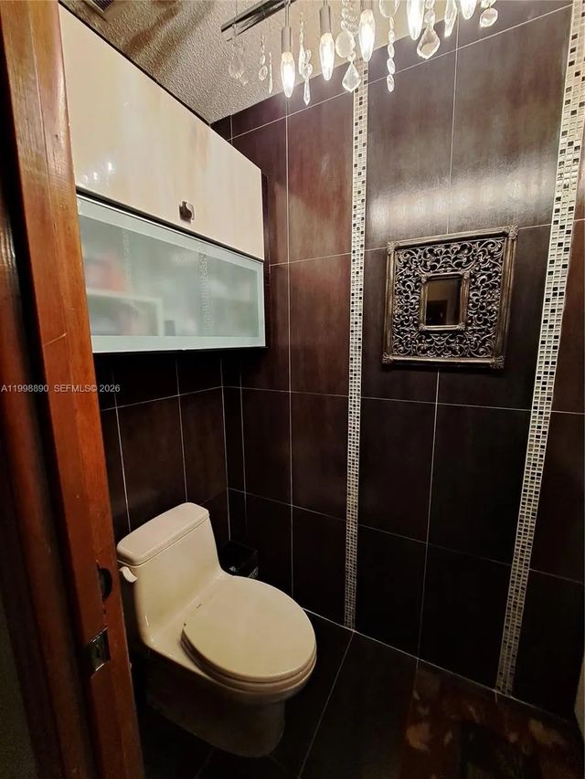 5 of 33 - 14527 Sw 106th Terrace, Miami, FL