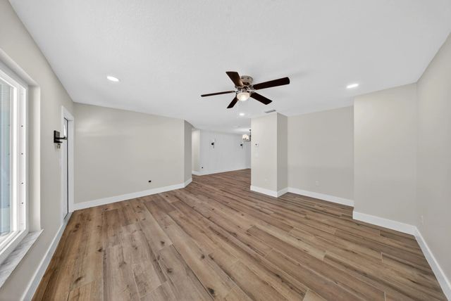 5 of 38 - 1451 Se Grapeland Avenue, Port St. Lucie, FL